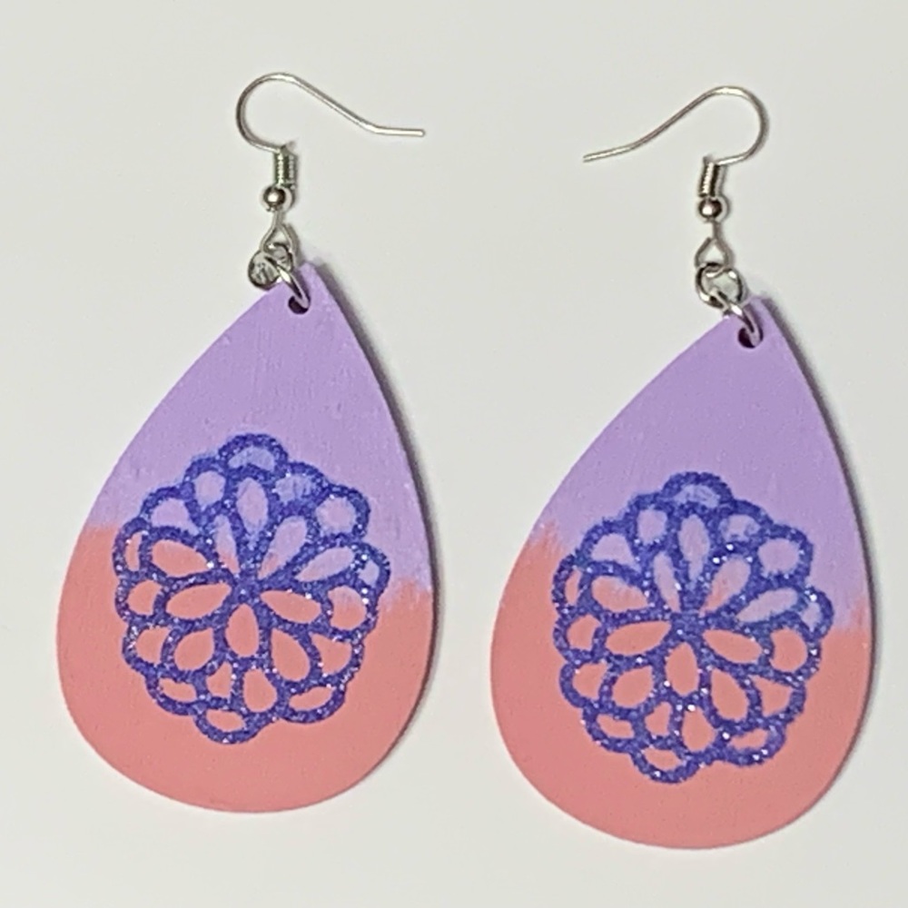 Wooden teardrop earrings